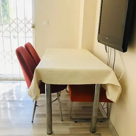 Modern Comfy Cozy And Sunny Flat In Muratpasa